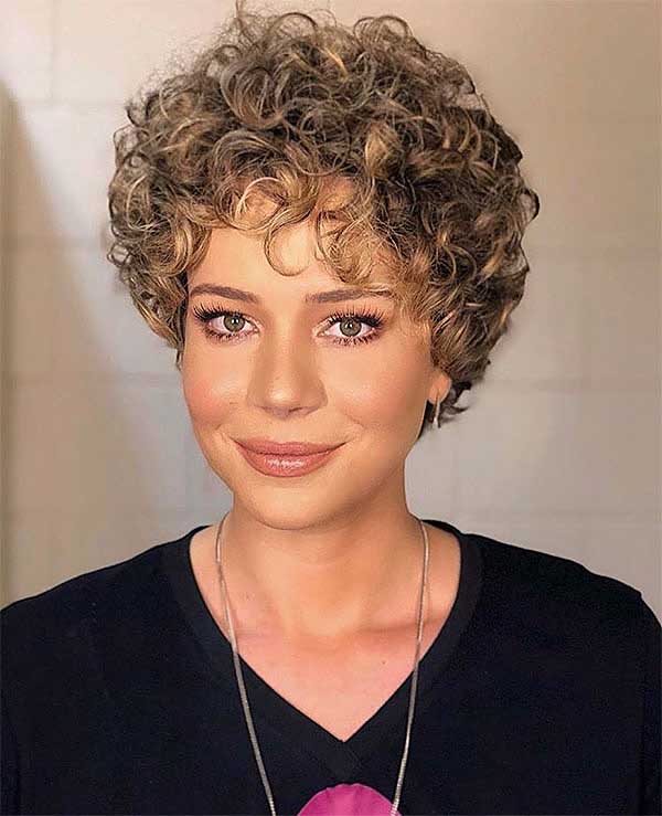 Short Natural Curly Hairstyles For Oval Faces