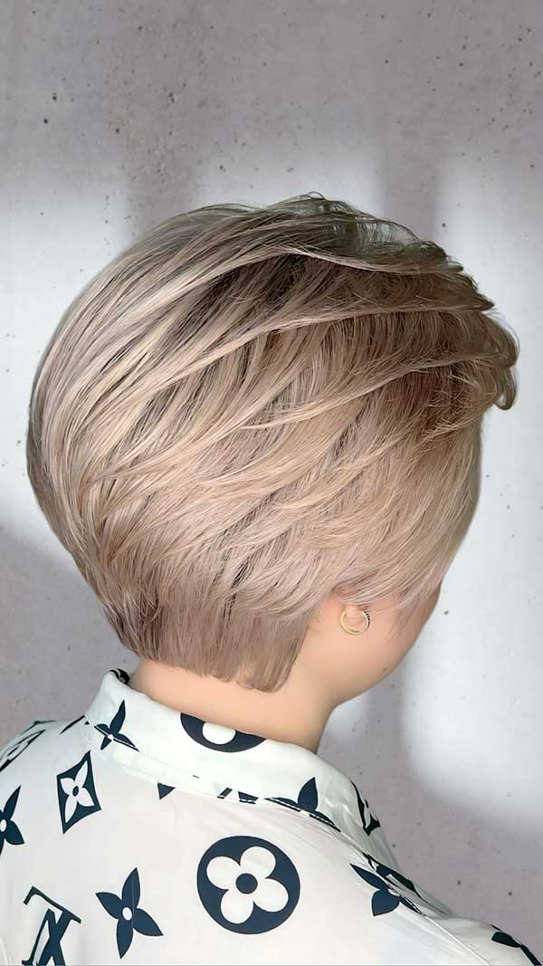 Short Layered Haircuts For Thick Straight Hair