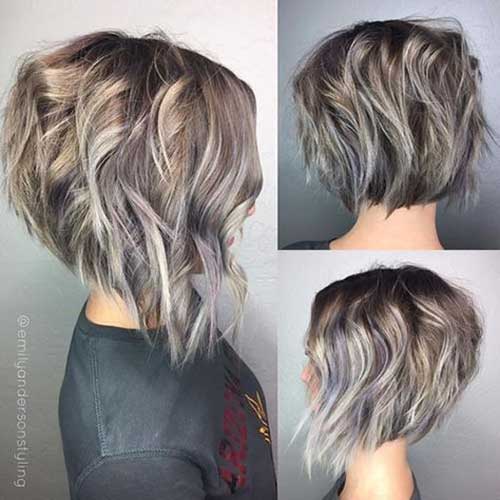Inverted Short Haircuts for Wavy Hair-22