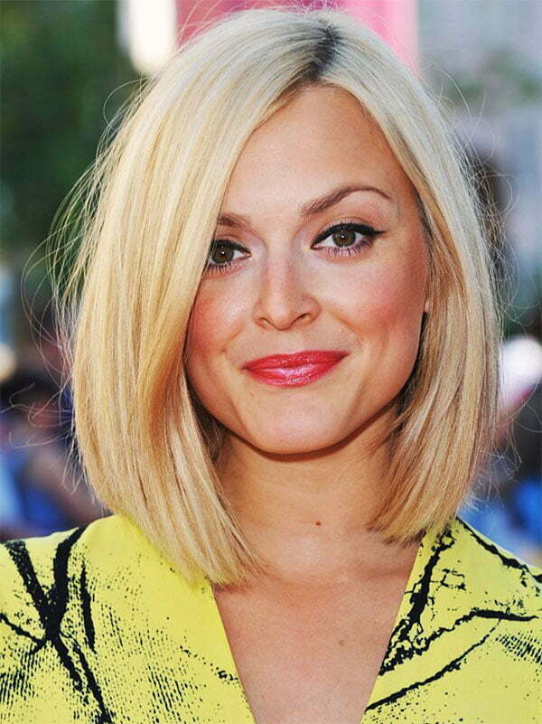 short straight haircuts for women