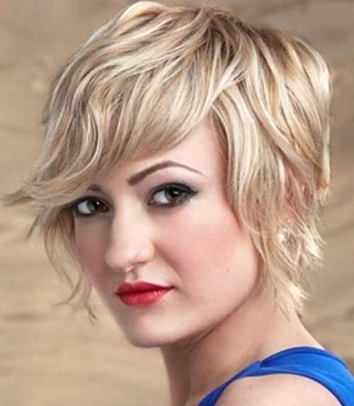 Short Wavy Pixie Haircuts for Round Faces