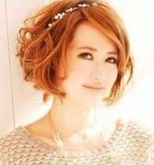 Short Wavy Red Bob Haircuts for Round Faces